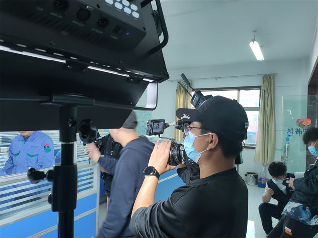 1659518584663670.jpg url203.jpg